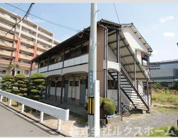 塩田コーポの駐車場