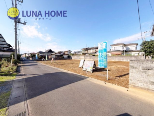 石岡市南台3丁目26-P1　新築戸建　3号棟の前面道路含む現地写真