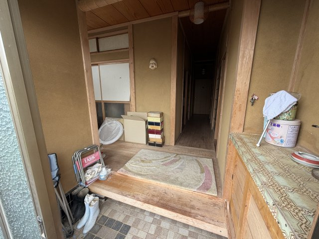 【北杜市明野町上手】自然と暮らす、ゆとりある平家暮らしの玄関