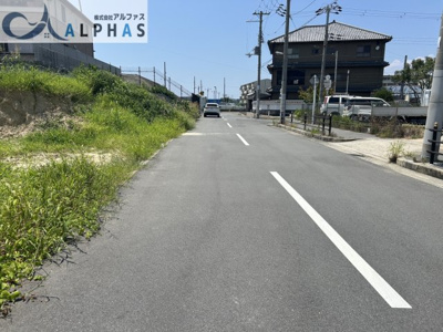 【バルコニー】 | 大阪市平野区瓜破東八丁目　新築戸建 | ◆お洒落な格子があるワイドバルコニー♪※同社施工例