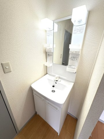 フレンズ光の独立洗面台|※別部屋のイメージ写真です。