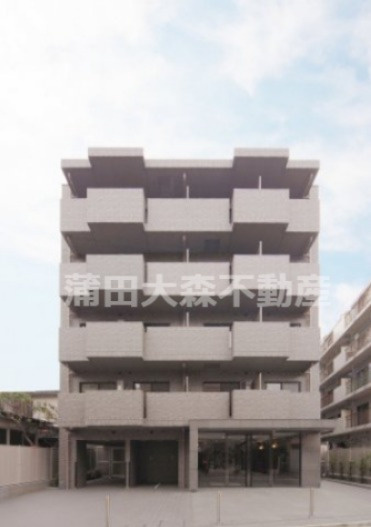 ルーブル蒲田南伍番館の外観|2011年11月築　RC鉄筋コンクリート造6階建て1K～2DK総戸数47戸
東京都大田区西糀谷4丁目　京急空港線糀谷駅最寄り、大鳥居駅と京急本線京急蒲田駅も徒歩圏内