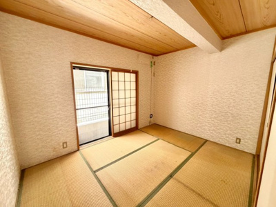 【和室】 | 新北島４丁目　中古戸建 | 【和室】
お子様と遊んだり、お客様を泊めたり、ゲストルームとしても利用できる和室♪