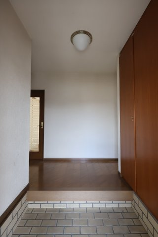 【玄関】 | 美加の台2丁目戸建