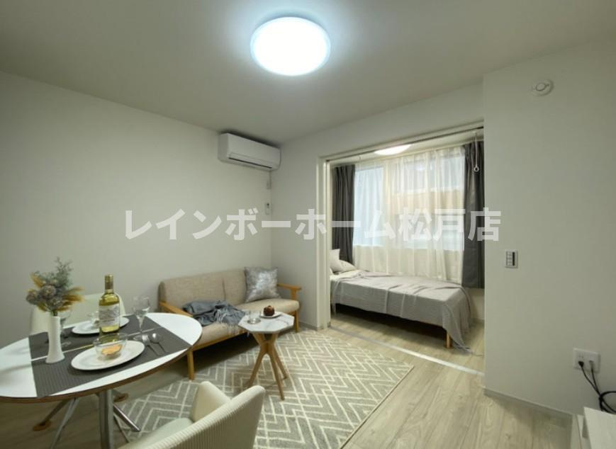 KEIAI RESIDENCE 北小金Ⅲの居間・リビング|使いやすいリビングです