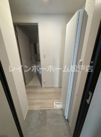 KEIAI RESIDENCE 北小金Ⅲの玄関|シンプルで使いやすい玄関です