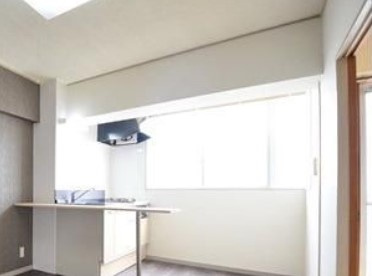 横浜市瀬谷区瀬谷６丁目の賃貸マンションの居間・リビング