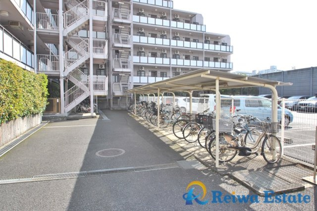 パークハイツ湘南辻堂の駐輪場