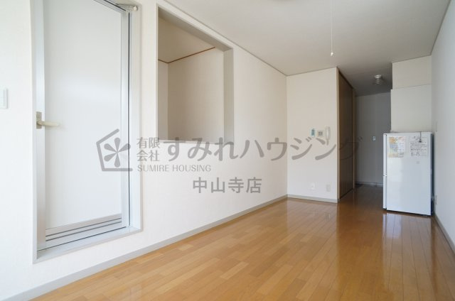 ヴィラ９ナイン【芸短生専用賃貸　※女性専用】の寝室
