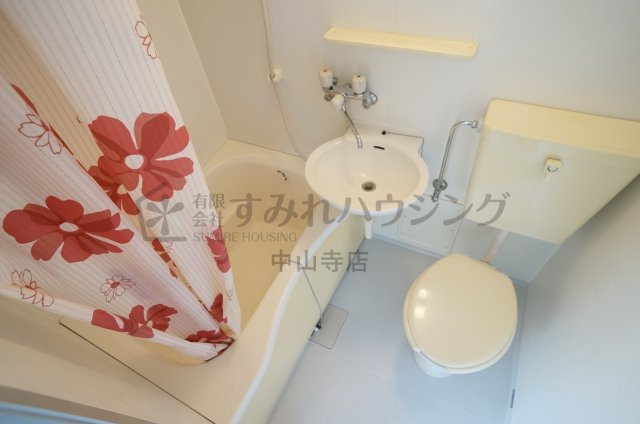 ヴィラ９ナイン【芸短生専用賃貸　※女性専用】の浴室