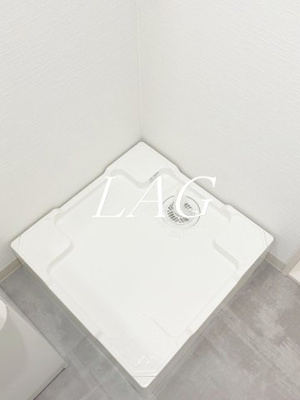 【設備】 | ROBOT　HOUSE浦和 | 室内洗濯機置き場です。
