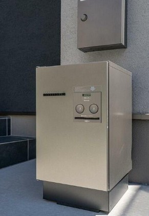 【設備】 | 杉並区桃井1丁目戸建賃貸 | 宅配ボックス。
