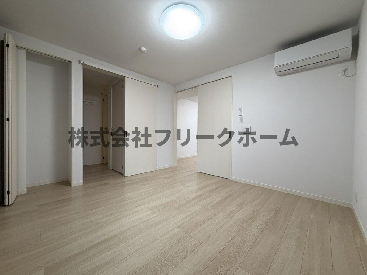 武蔵野市中町３丁目のアパートの寝室
