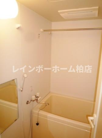 特典：仲介手数料が50％OFFです‼の浴室|追い焚き機能・浴室乾燥機があります