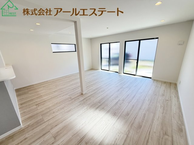 加古郡播磨町古宮7丁目　　山陽電鉄「播磨町駅」徒歩13分の収納