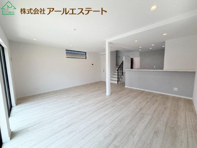 加古郡播磨町古宮7丁目　　山陽電鉄「播磨町駅」徒歩13分の居間・リビング