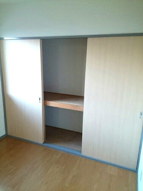 大和市福田の賃貸マンションの収納