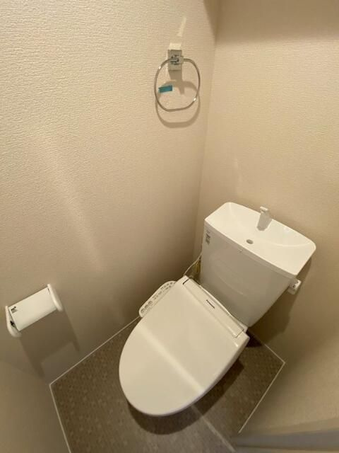 juin．Tのトイレ