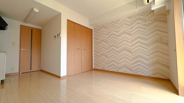 チェスタ大手町の洋室