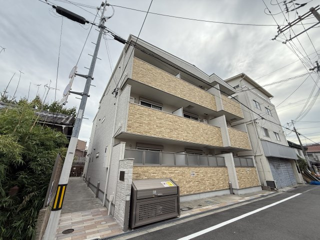 【外観】 | ピレーネ赤川