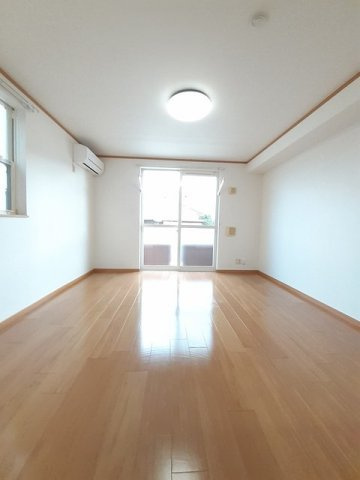 ヴィヴァーチェ　春日野　Ａの内装|きれいな内装です