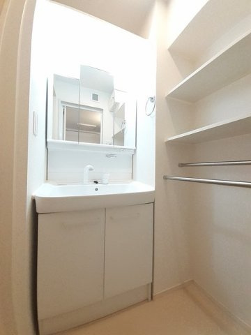 ＪａｄｅＨｏｕｓｅ庄町　Ｂの洗面所|脱衣スペースもあります