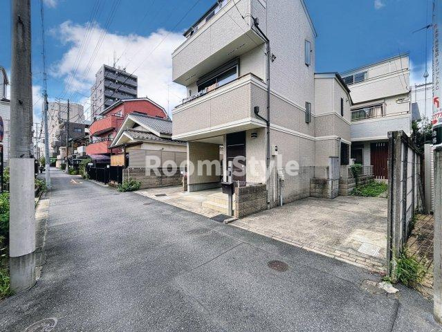 ハートフルタウン（目白1号棟）の前面道路含む現地写真|お問合せはお電話でもお受付しております。
03-6450-5211