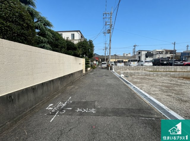 ◆高石市高師浜　第4期　新築一戸建ての前面道路含む現地写真|周辺は落ち着いた街並みの住宅地！子育てがしやすい住環境です！まだ未完成ですが、現地でしかわからない事もございます。是非一度ご覧ください。