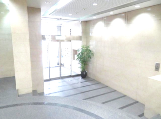 心斎橋アサノビルのロビー