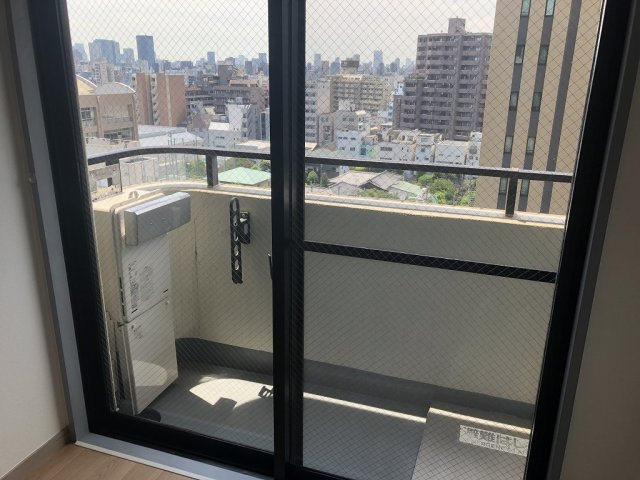 ロイヤルグリーン本郷のバルコニー