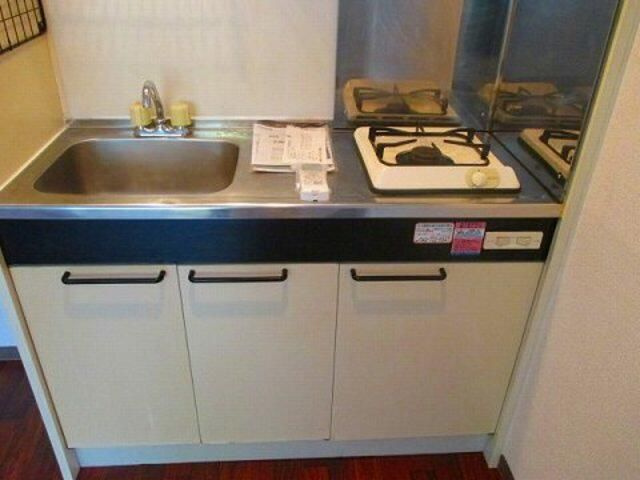 町田市玉川学園５丁目のアパートのキッチン