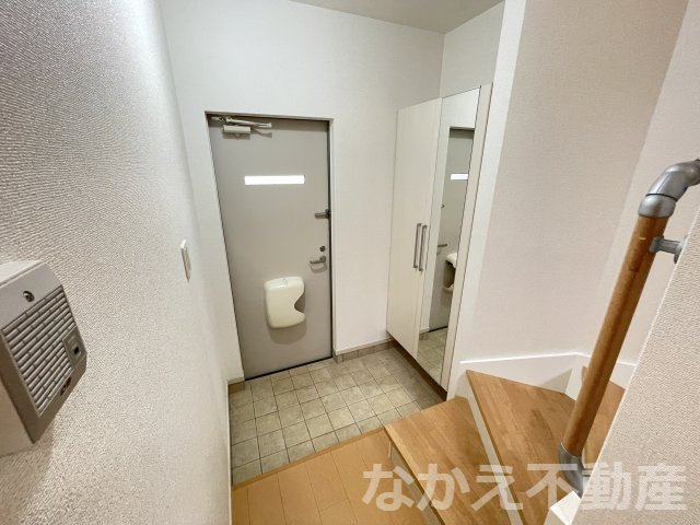 【玄関】 | 明るい玄関です