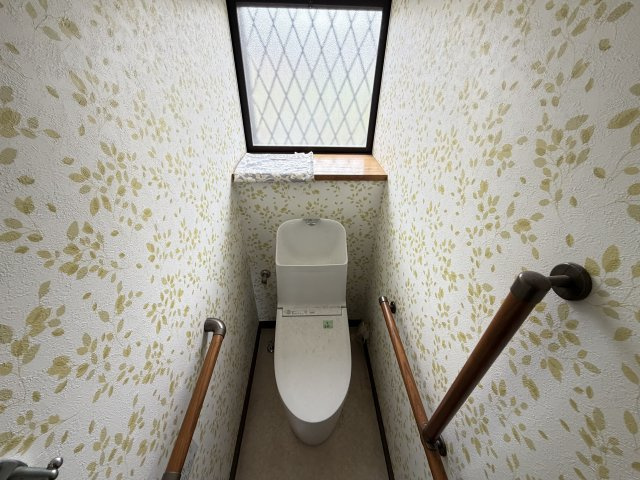作草部町貸家のトイレ