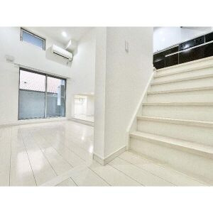 Breeze　Residence　Moriyaの居間・リビング