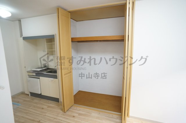 ヴィラ９ナイン【芸短生専用賃貸　※女性専用】の収納