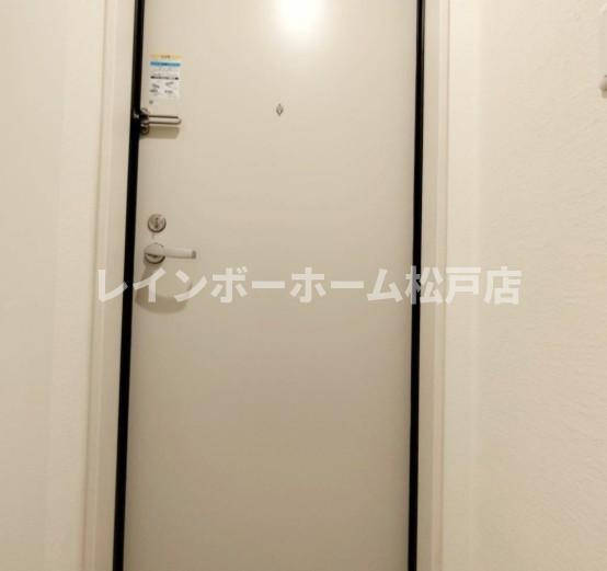SAIRIS五香南の玄関|落ち着いた玄関です