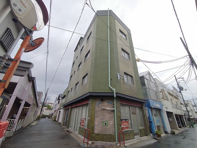 箕面市百楽荘１丁目の店舗事務所の外観