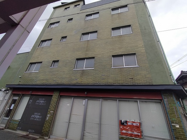 箕面市百楽荘１丁目の店舗事務所