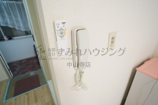 ヴィラ９ナイン【芸短生専用賃貸　※女性専用】のセキュリティ|エントランスはオートロックです。