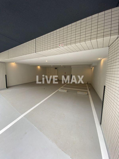 【駐車場】クレストコート綾瀬 