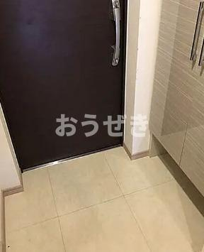 プロスタイルウェルス関内住吉町の玄関