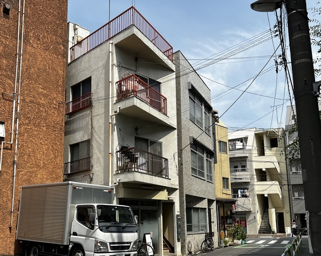 ミヤウチビルの外観|外観です！
