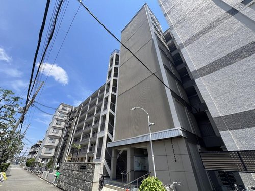 甲子園第6コーポラスの外観