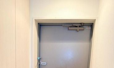 プラウドフラット浅草駒形の玄関