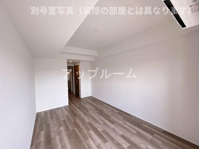 春日井市勝川町６丁目の賃貸マンションの居間・リビング