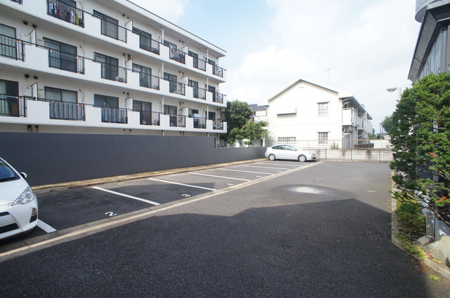ｄｅｌ　Ｆｉｏｒｅ　Ａｙａｓｅの駐車場