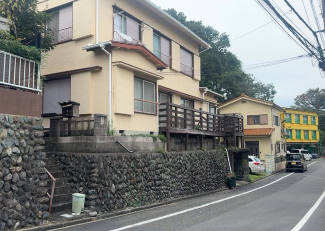 【前面道路含む現地写真】 | ハザードマップは自然災害による被害を予測し、その被害範囲を地図上で表したものです。近年特に災害が多くなっていますので、事前に調査すると安心できます。ハザードマップは国交省のホームページをご覧ください。
