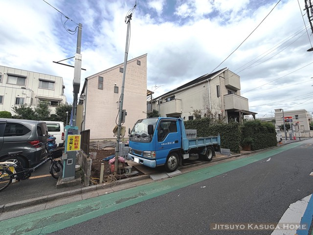 【前面道路含む現地写真】