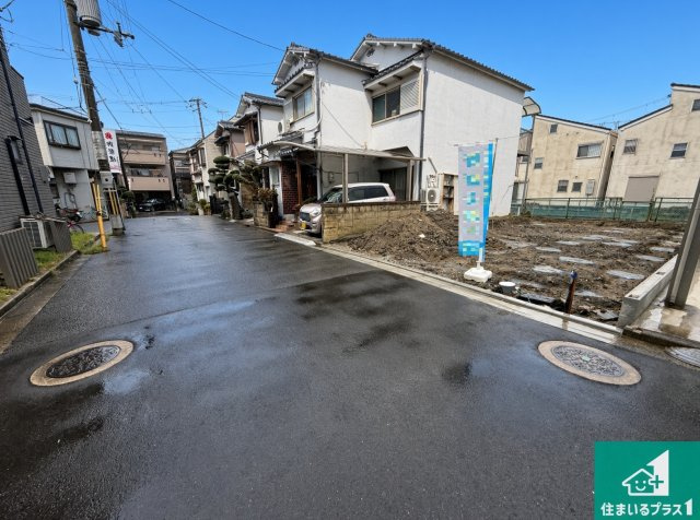 ◆東大阪市新鴻池町　第2期　新築一戸建ての前面道路含む現地写真|周辺は落ち着いた街並みの住宅地！子育てがしやすい住環境です！まだ未完成ですが、現地でしかわからない事もございます。是非一度ご覧ください。