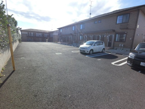 【駐車場】